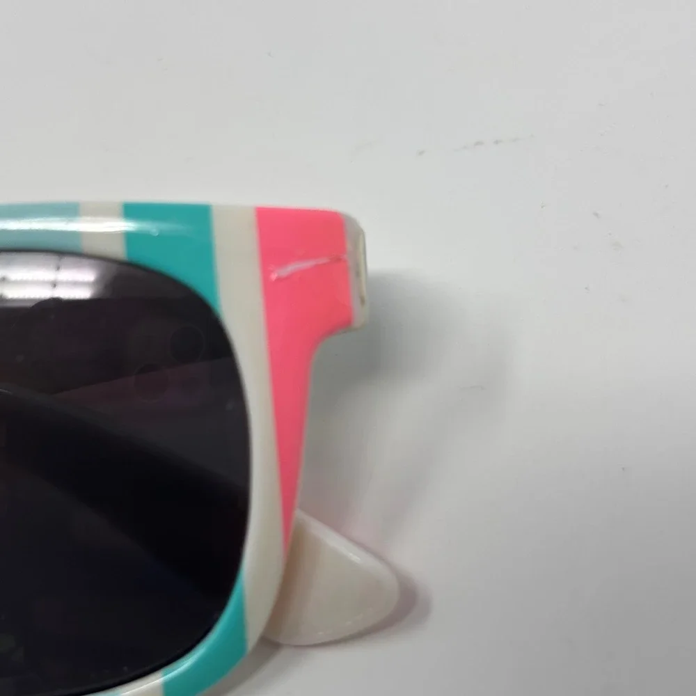 Carters Sunglasses Girls Multicolor Striped‎ Retro Wayfarer Beach Summer